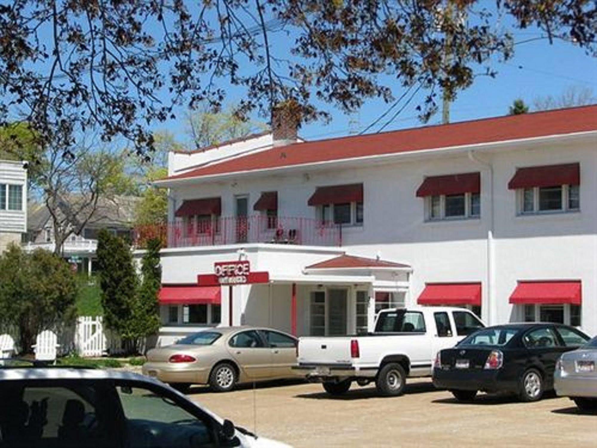 Holiday Music Motel Sturgeon Bay Exterior photo